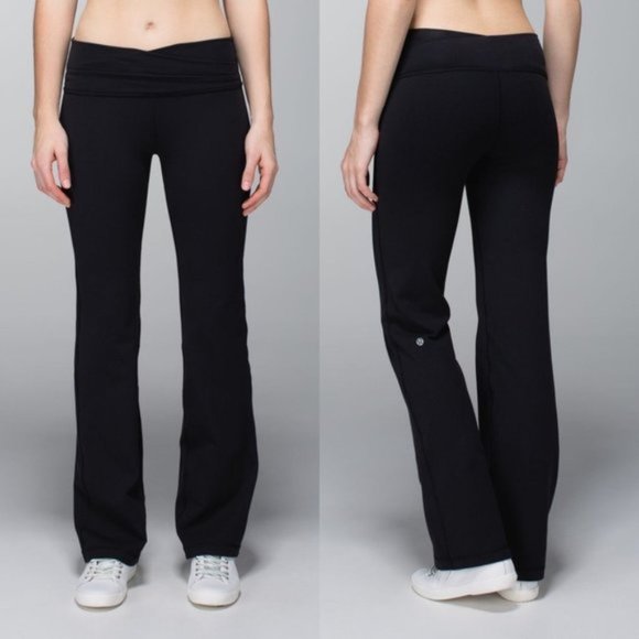 lululemon athletica Pants - Lululemon Astro Flared Pant Black Luon Athleisure Yoga Size 4T 4 TALL GUC L640